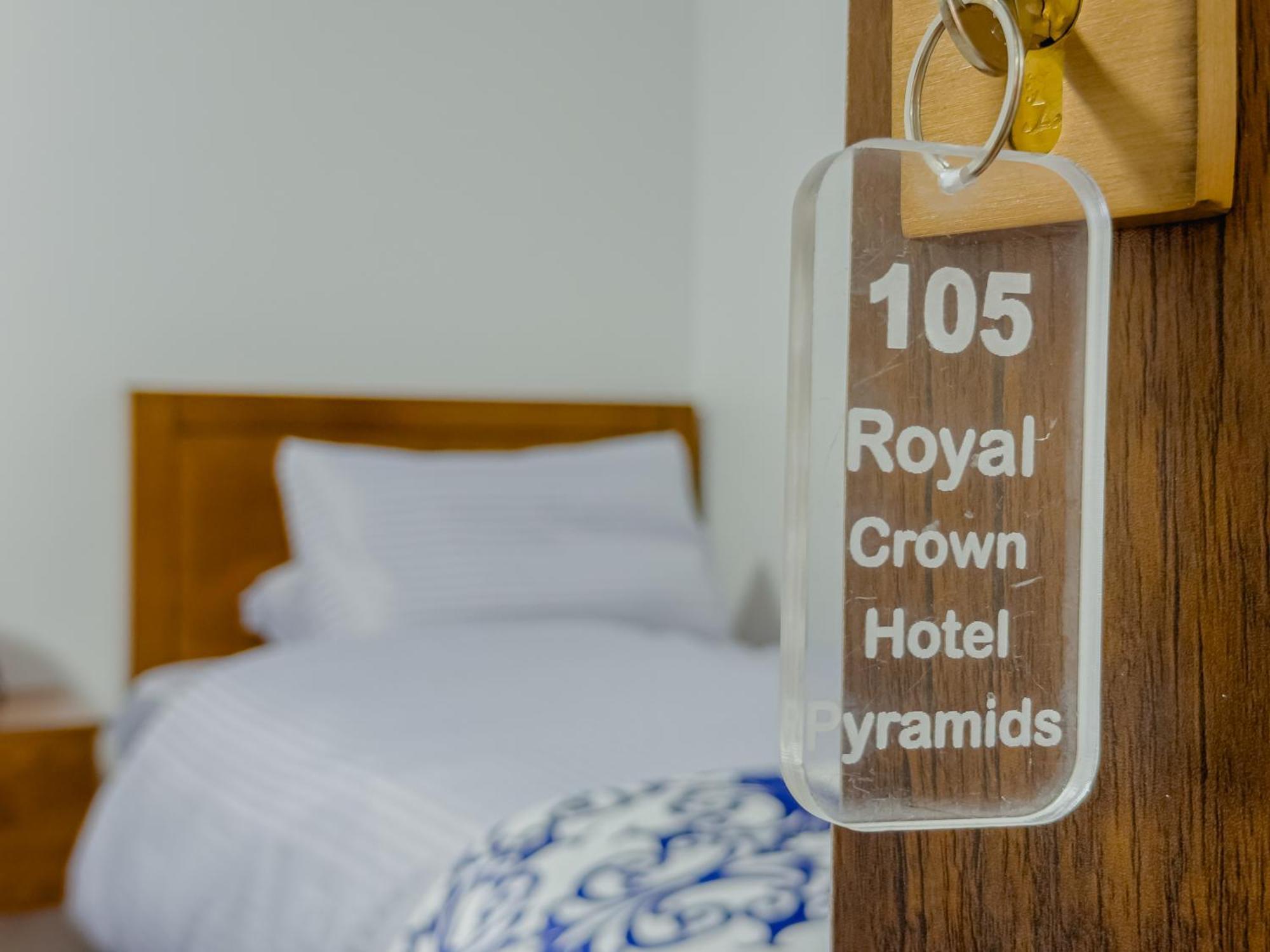 Royal Crown Hotel Giza Pyramids View Kafret el-Gabal Екстериор снимка