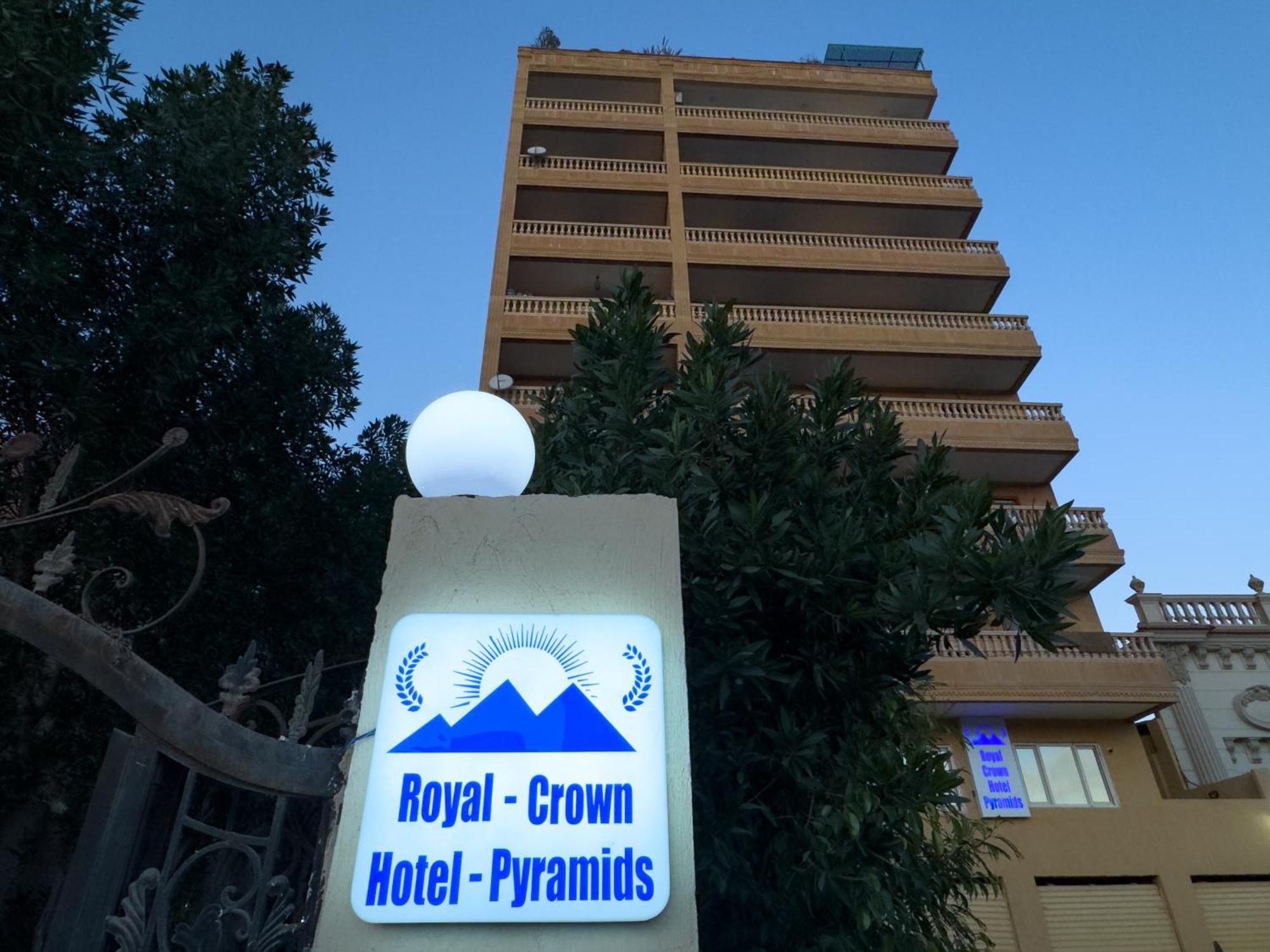 Royal Crown Hotel Giza Pyramids View Kafret el-Gabal Екстериор снимка
