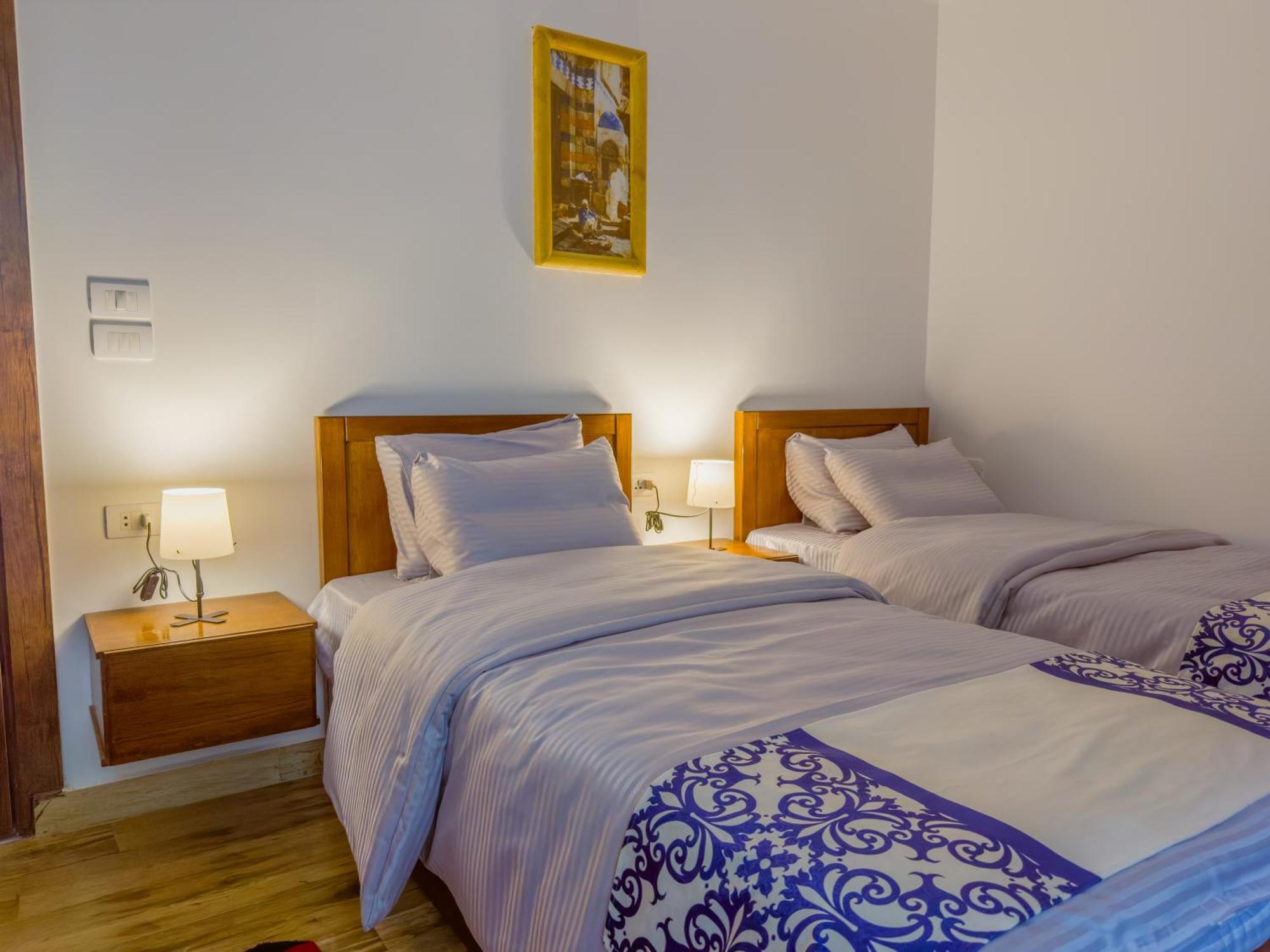 Royal Crown Hotel Giza Pyramids View Kafret el-Gabal Екстериор снимка